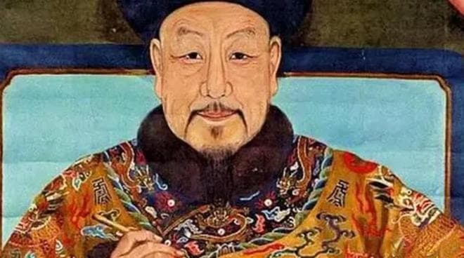 乾隆一生写了4万多首诗，数量超过《全唐诗》，其水平到底如何？
