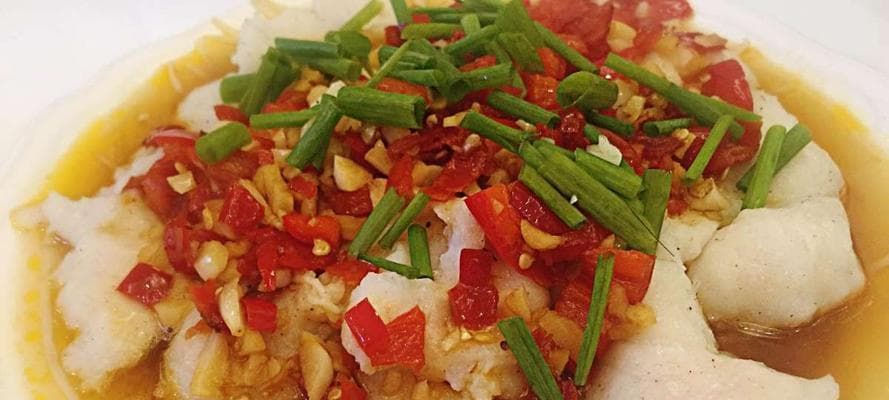 软炸巴沙鱼柳：香酥外皮与鲜嫩内里的完美结合