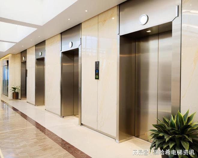 电梯失控时跳跃能减轻冲击力吗？揭秘背后的真相