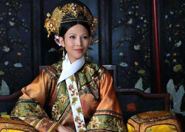亲王嫡福晋与皇帝妃嫔，谁要先行礼，里面大有讲究