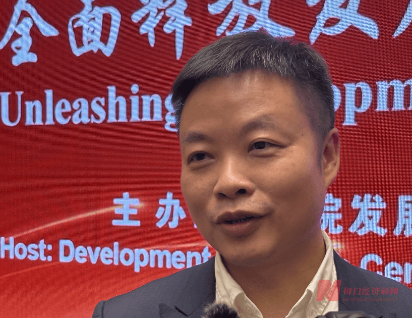 何小鹏：5年内飞行汽车能成为大家的日常通勤工具，未来汽车也是具身智能产品