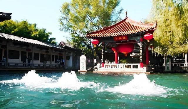 趵突泉景点的主要特色是什么？以下这6点，可帮你更好地了解