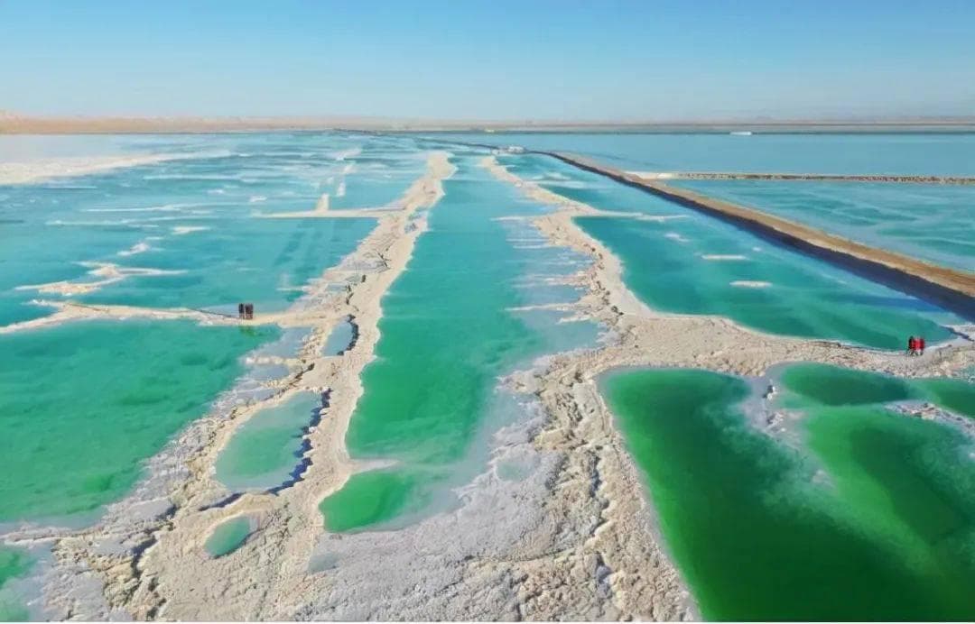 盐湖、戈壁地貌探秘：奇特的地貌是如何形成的？