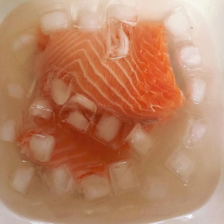 整条三文鱼处理方法和三文鱼调味汁制作