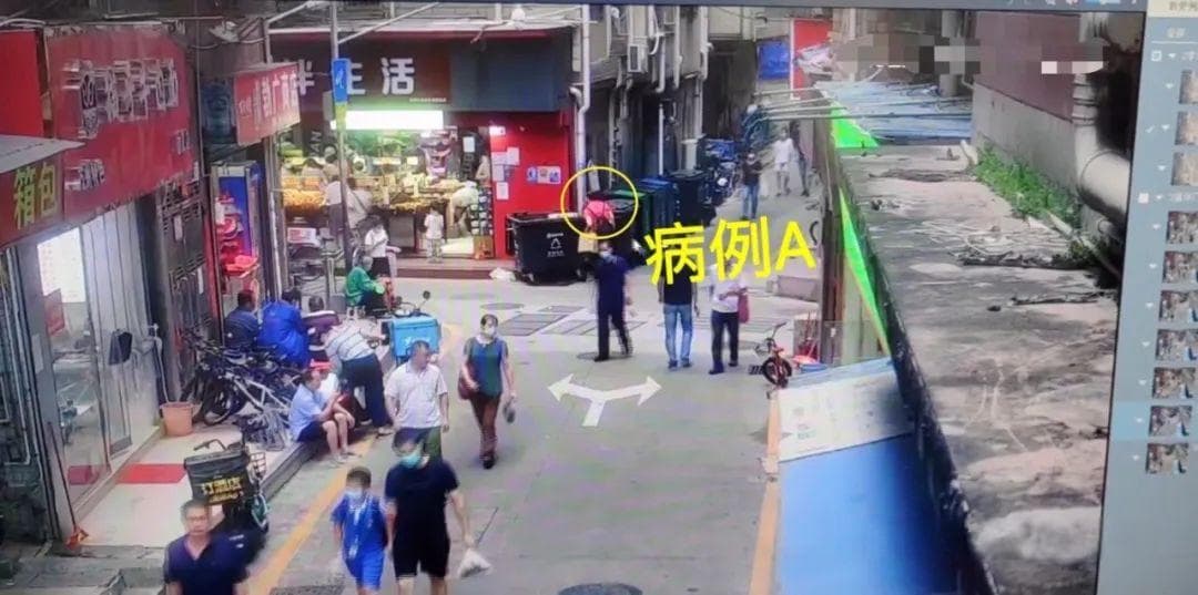传播链清晰！一段监控告诉你，口罩要戴对！真的很重要