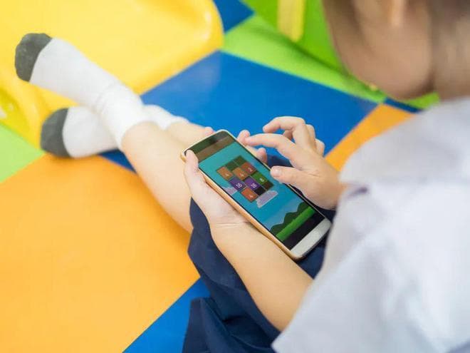 研究发现：孩子看手机、Pad ，超过这个时长，真的容易近视