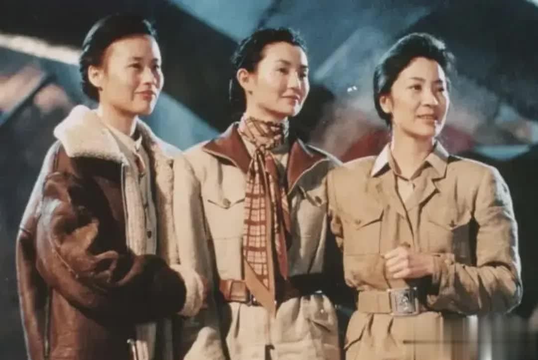 盘点杨紫琼的10部经典电影：从马来西亚小姐到奥斯卡影后