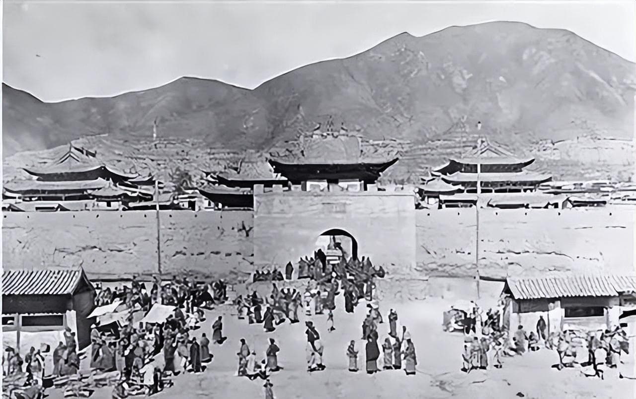 抗战秘闻：青海骑兵师出青抗战，打得岗村宁次写下“恶战马彪”