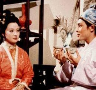 红楼梦鲍二媳妇是怎么死的？与贾琏有何联系？