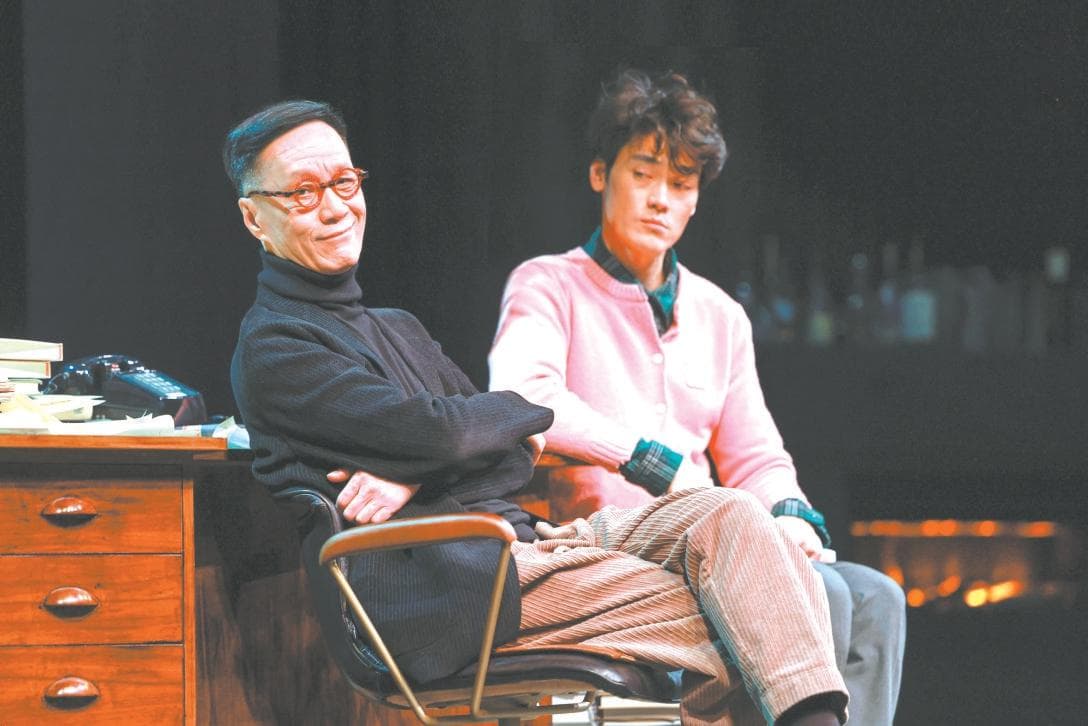 三个男人一台戏，龙尾甩得有新意