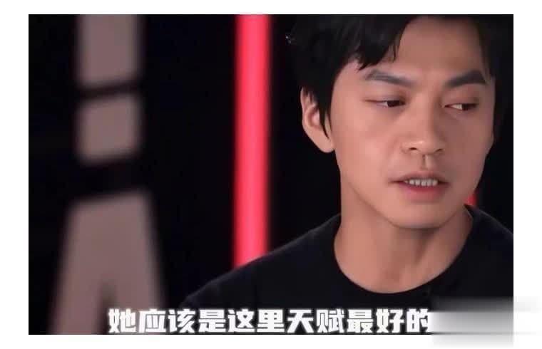 单依纯：翻唱界的大魔王与清冷小美女的双面魅力！