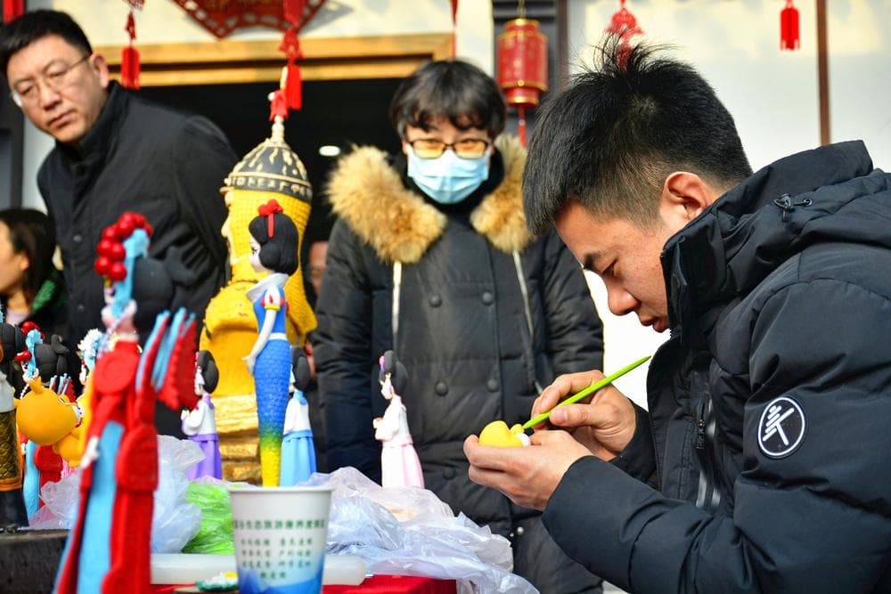 河北承德县：冰雪年俗文化节开幕