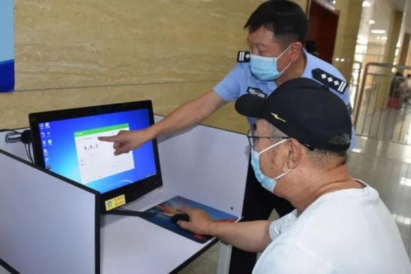 63岁以上老人驾驶新规出台，这些安全出行指南请收好