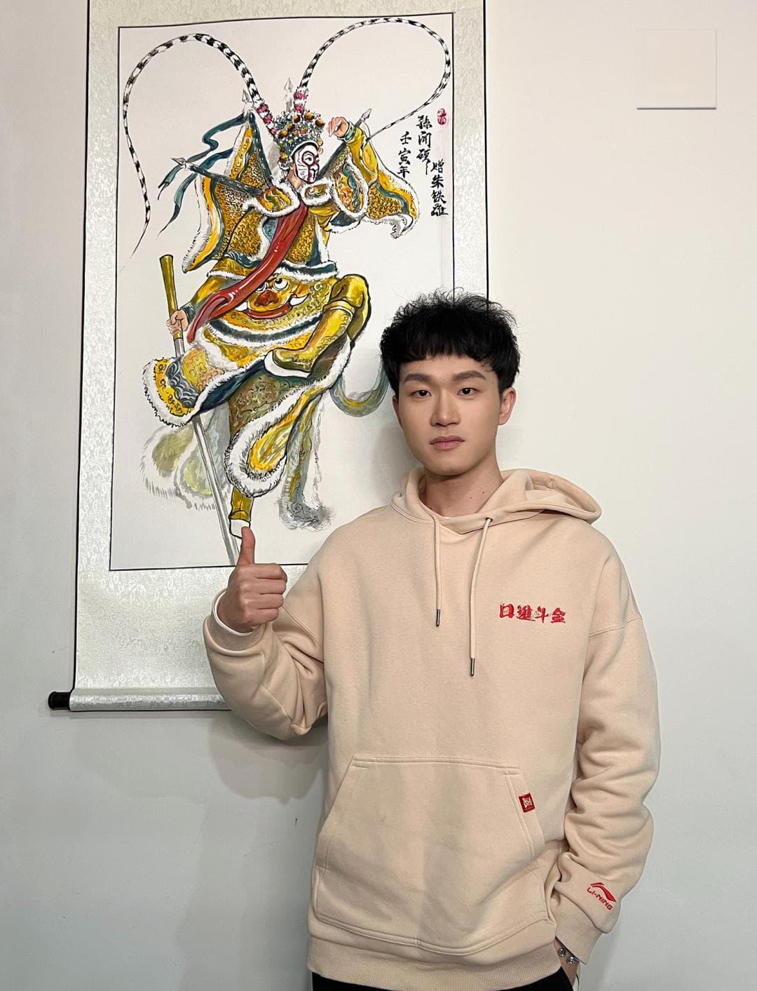 春晚舞台上的11秒国风变装太燃了！原来是来自福建的他
