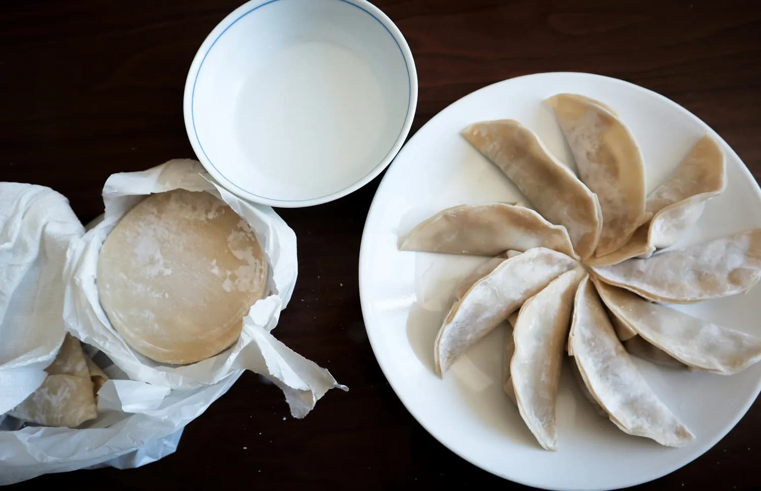 饺子包法大揭秘：从基础到创意，总有一款适合你！