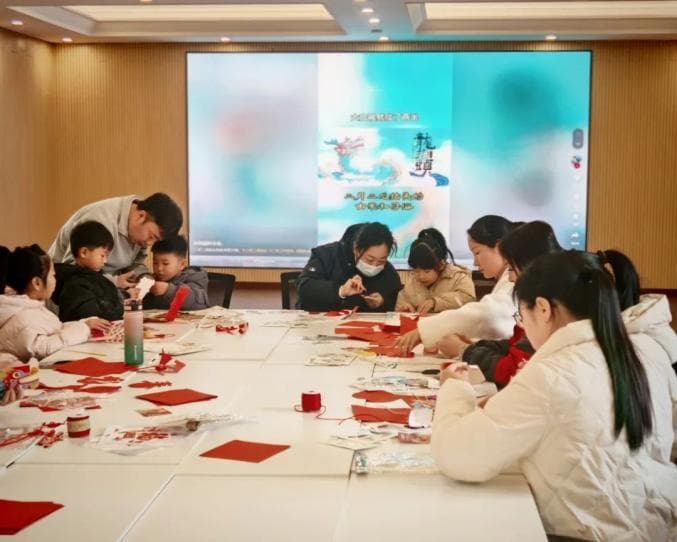 某县积极开展“二月二 龙抬头”系列民俗文化活动