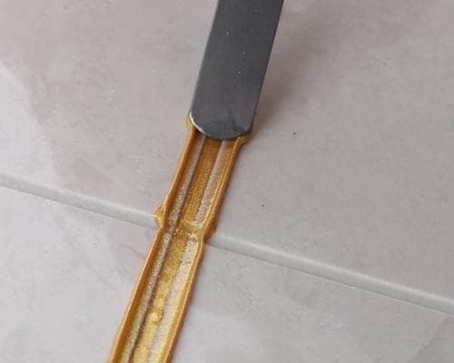 美缝剂施工步骤及常见问题解决方案