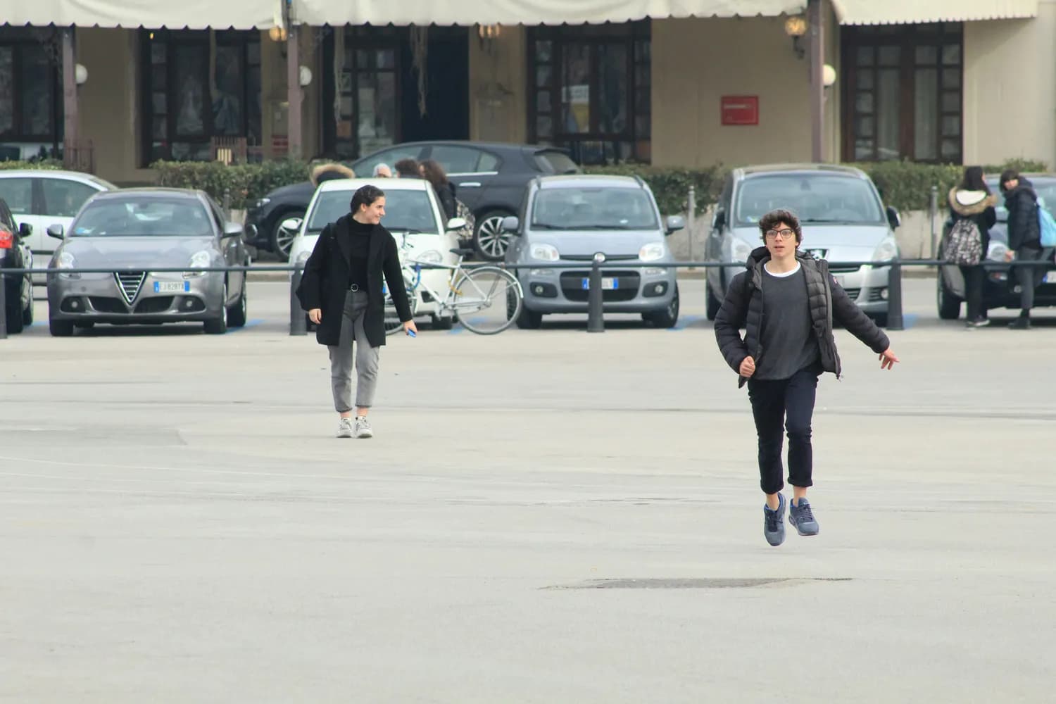 李小冉刘晓庆综艺互撕，网友热议谁才是真女王？