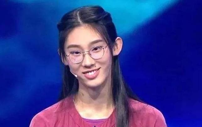 武亦姝夺冠背后：《中国诗词大会》如何改变诗词教育？