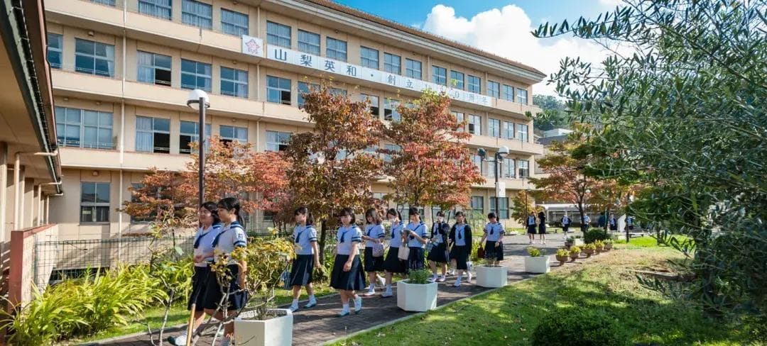 日本高中都上什么课？