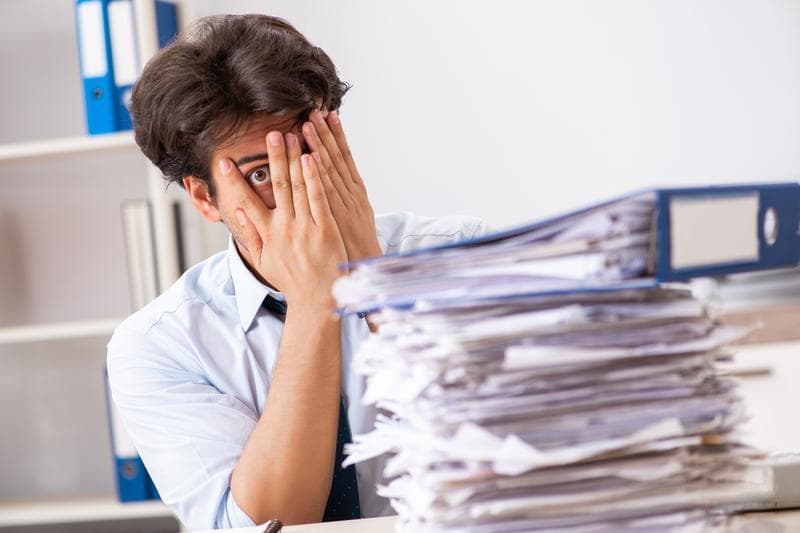 信用卡逾期一天还款的后果：了解可能产生的费用和影响