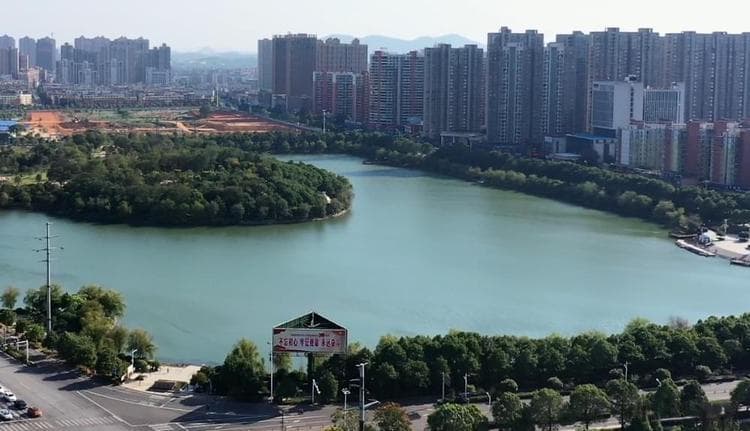 建设绿化生态城市，享负氧离子健康生活