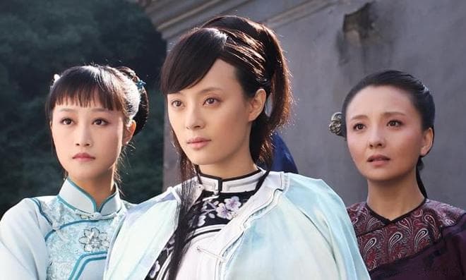 《甄嬛传》：甄嬛的3次职场低谷期，隐藏着怎样的职场生存智慧？
