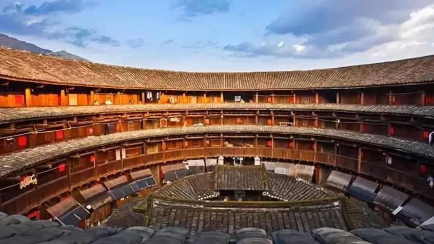 福建土楼：独特的客家建筑艺术