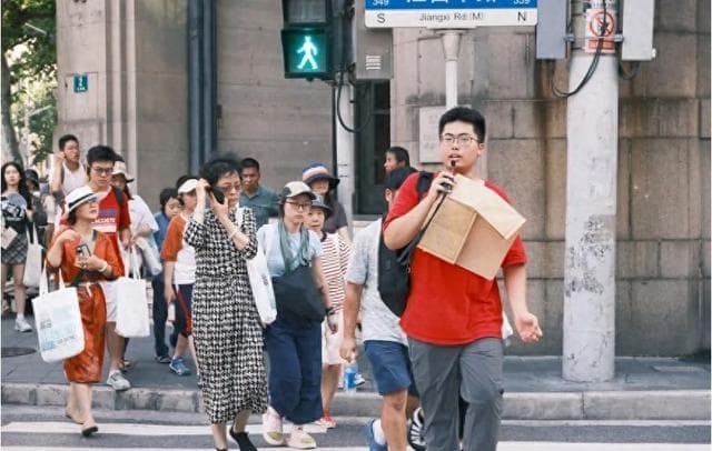 更新空间，更新生活：外滩街道山北街区更新和治理一体化机制探索