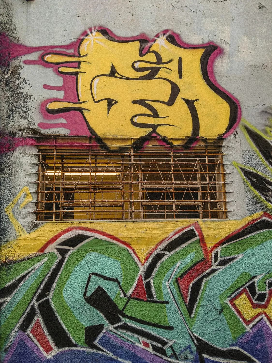 纽约时装周揭秘街头艺术新趋势