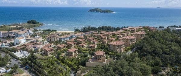 从“最美未开发海湾”到国家级度假区，海南石梅湾华丽转身