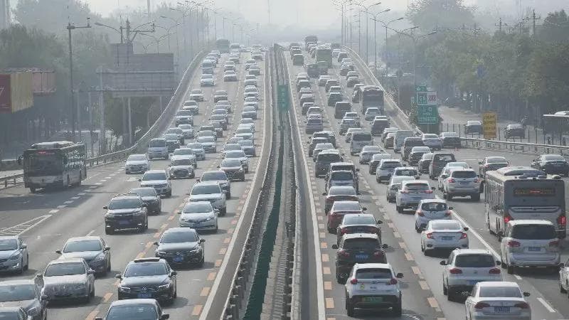 2025年郑州春运交通指南：40天出行全攻略