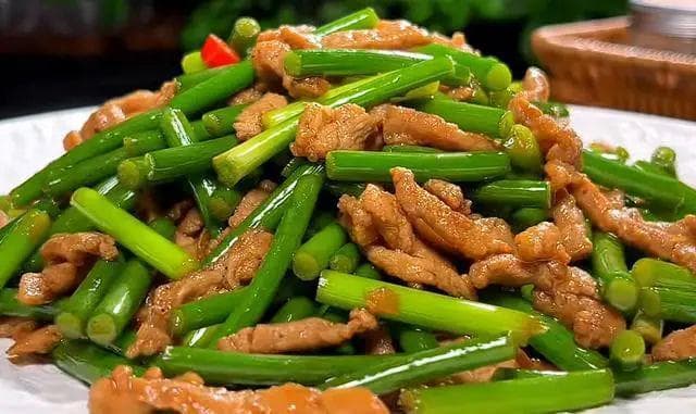 蒜苔的15种搭配最好吃，美味搭配，让餐桌焕发新生