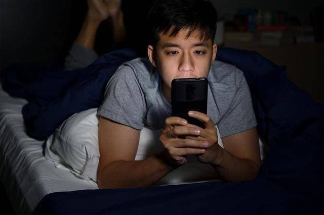 医生发现：最能加重冠心病的行为，不是晚睡！而是经常去做这3事