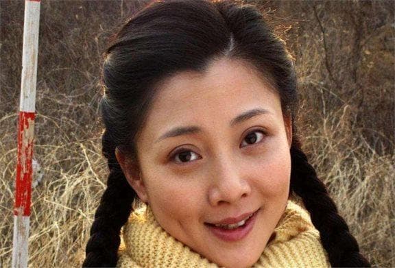 从《人世间》看殷桃如何演绎女性成长