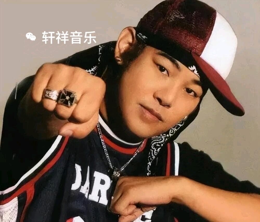 罗百吉：从竹哨到百万播放，用坚持奏响梦想之歌