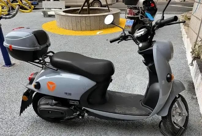 按刹车性能来划分，电动车可分为4档，碟刹是第3档，第1档是什么