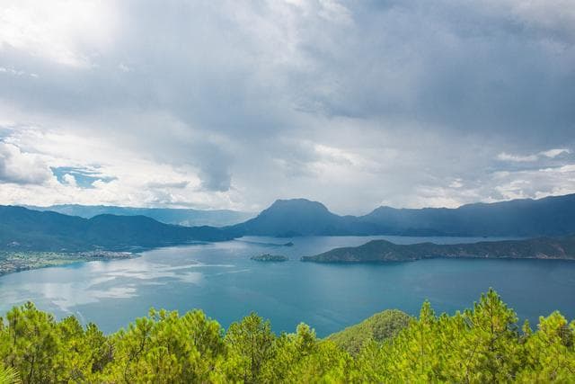 泸沽湖旅游攻略：探寻神秘的高原明珠
