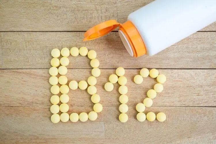 维生素B12守护老年记忆与心脏，这些食物助你有效补充