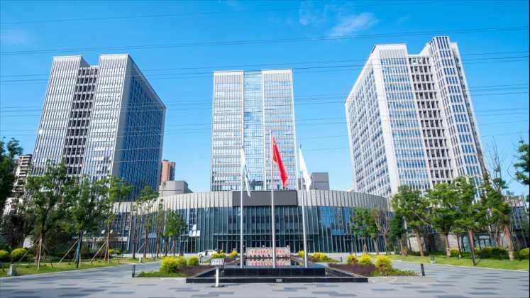 重庆璧山探索"研究院经济模式"，百项科技成果实现产业化