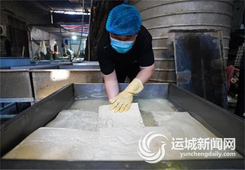 “小作坊”升级“大产业”