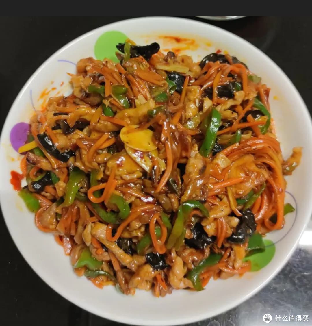 鱼香肉丝：餐桌上的味觉魔法