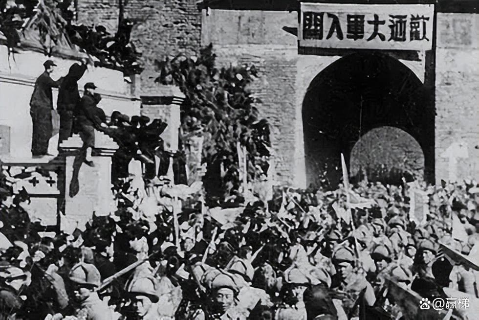 都是蒋军名将起义，为什么陈明仁被允许保留军队，傅作义就不行？