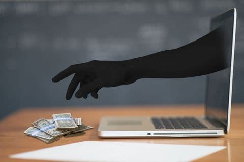 遇到黑网贷怎么报案？一文详解报案流程与法律要点