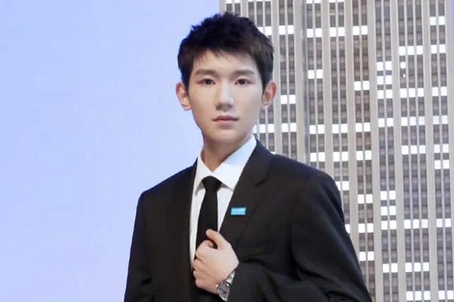 内地十大00后音乐人盘点：从创作到演唱，新生代歌手展现音乐实力