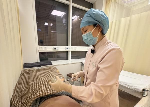 00后开始流行社交式养生