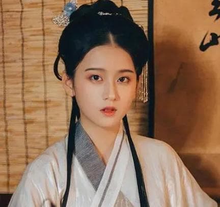古代女人的三从四德：思想禁锢的探究