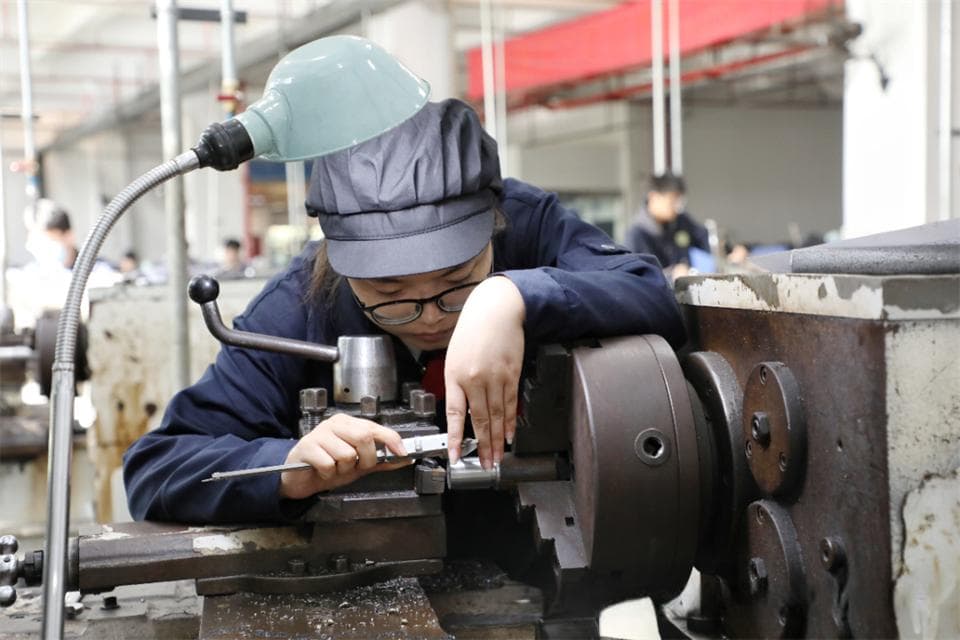 综合部 ——选择职教高考 点亮未来梦想