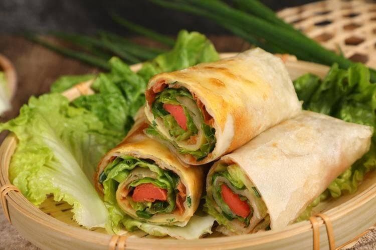 鸡蛋灌饼制作详解：4个步骤+4个技巧，轻松做出完美口感