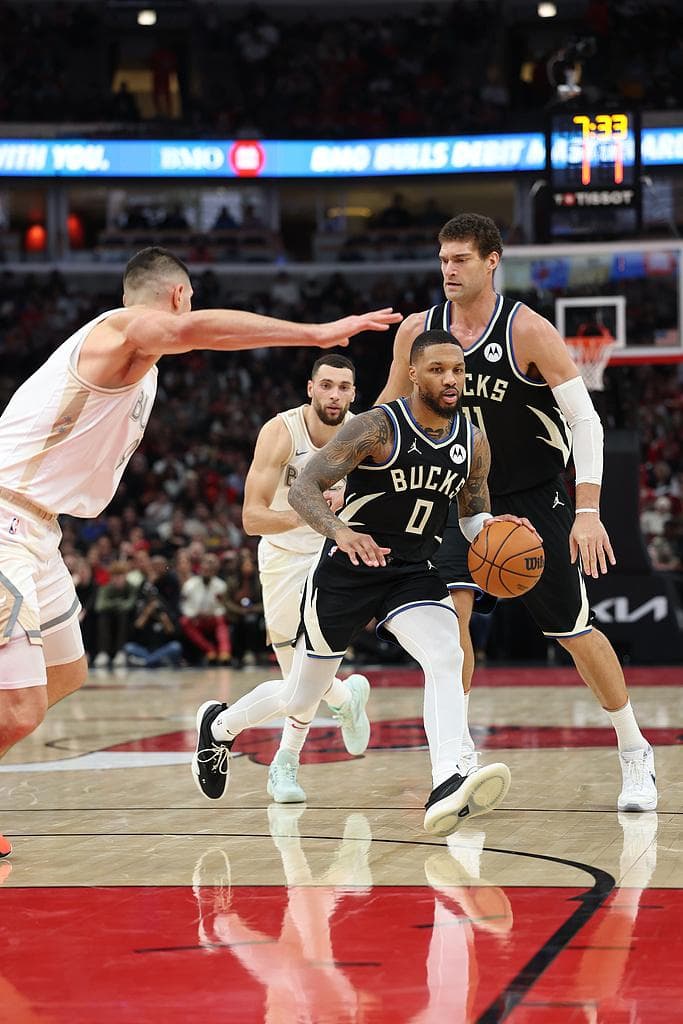 NBA常规赛：雄鹿惜败公牛利拉德29+11 吉迪三双武切破16000分